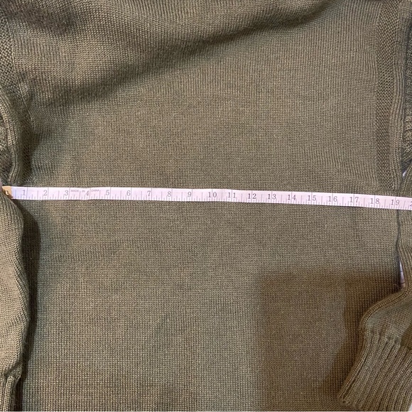 Wool knit unisex sweater. - Picture 4 of 4